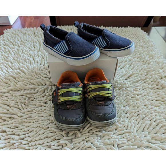 Bundle of 2 boys sneakers (Surprize & Genunine Kids from Oshkosh)   SZ 5 - Picture 11 of 12